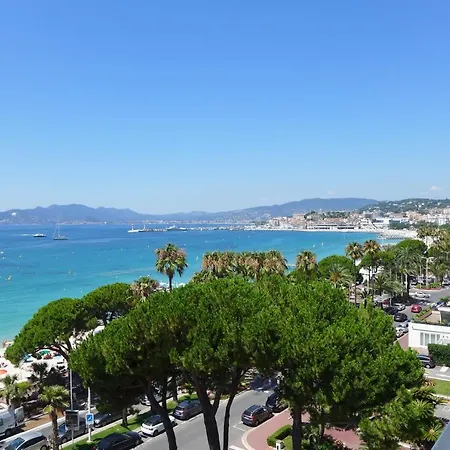 Rabelais Cannes